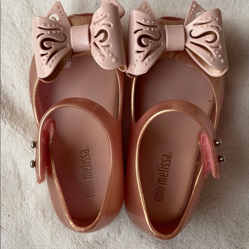 Brand new Mini Melissas!